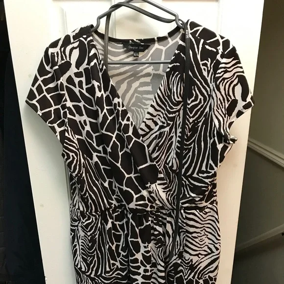 Dress - Picture 5 of 5